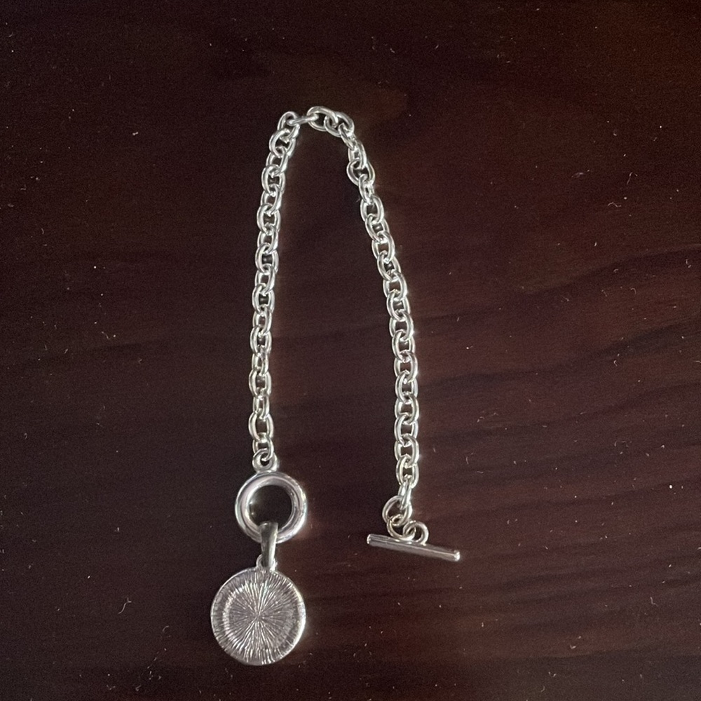 OU toggle bracelet - Picture 2 of 6